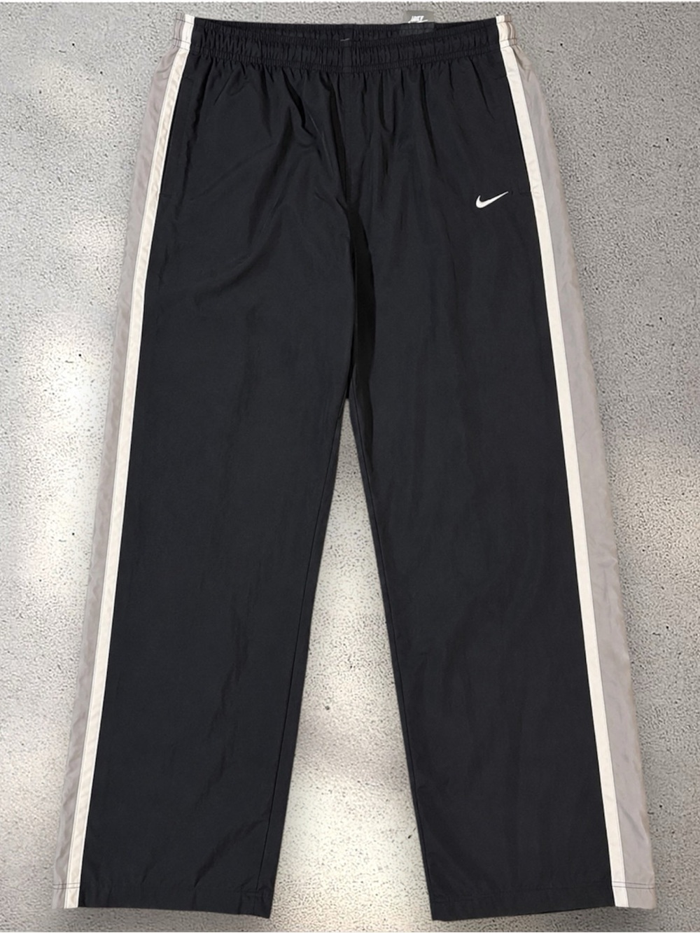 Nike Men’s Black Side Stripe Track Pants